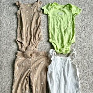 Carter’s bundle neutral Ribbed Baby Set